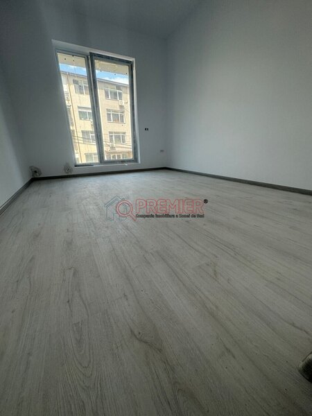 Grand Arena Mall 2 camere - 3 minute de Grand Arena Mall - 74863 Euro